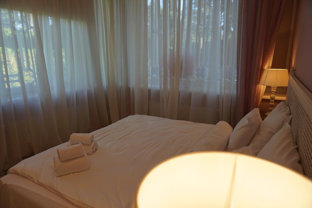 Wooden Villa Apartments Jurmala Exterior photo