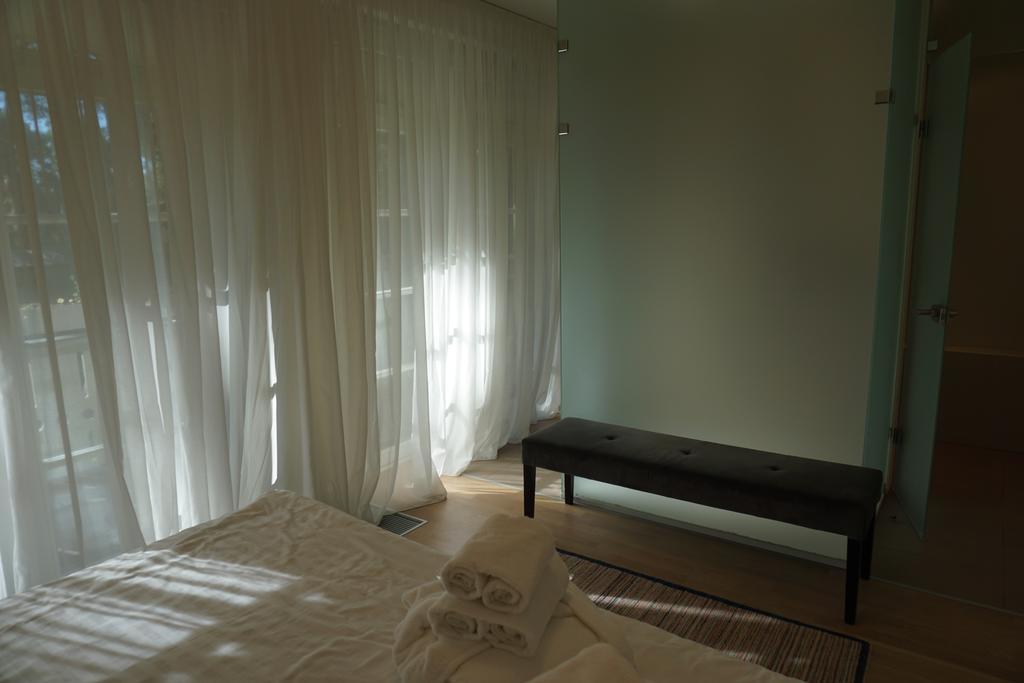 Wooden Villa Apartments Jurmala Exterior photo