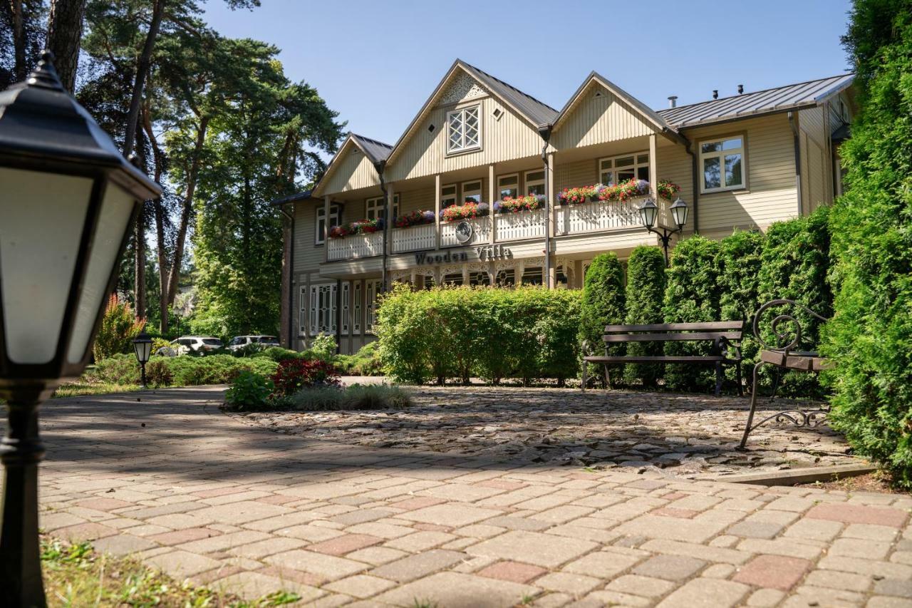 Wooden Villa Apartments Jurmala Exterior photo